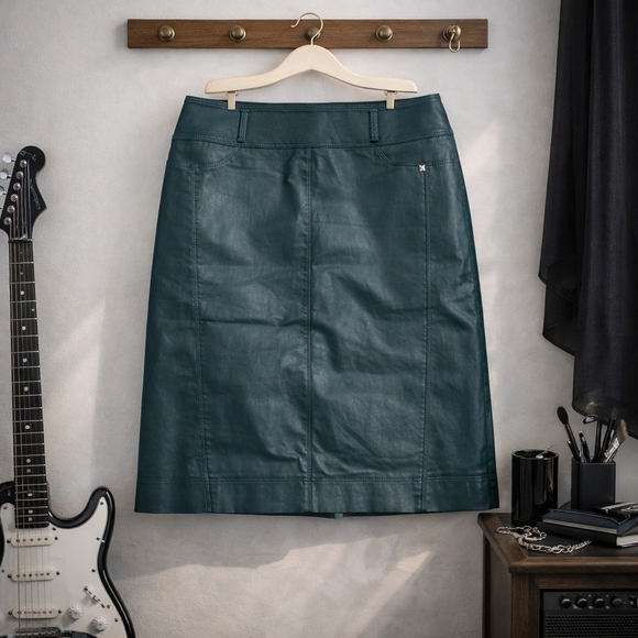 Gerry Weber Dresses & Skirts - Gerry Weber Hunter Green Coated Skirt High Waist Midi Size 14